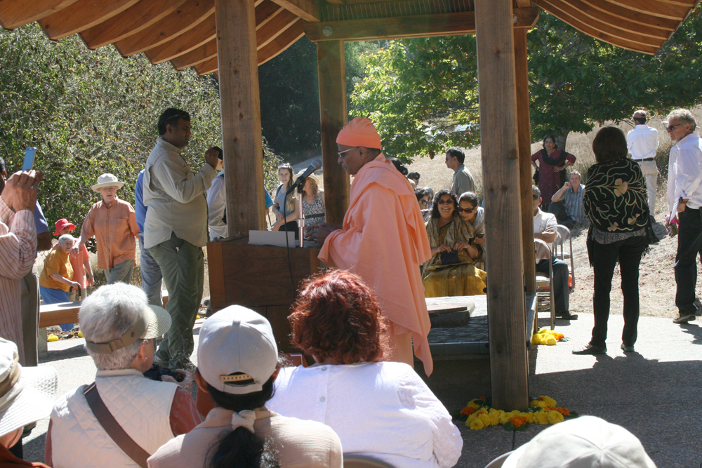 14-Swami-Tattwamayananda-introduction
