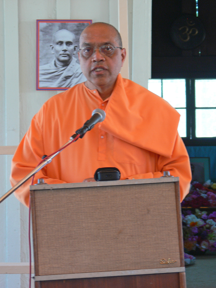 Swami-Yuktatmananda-New-York